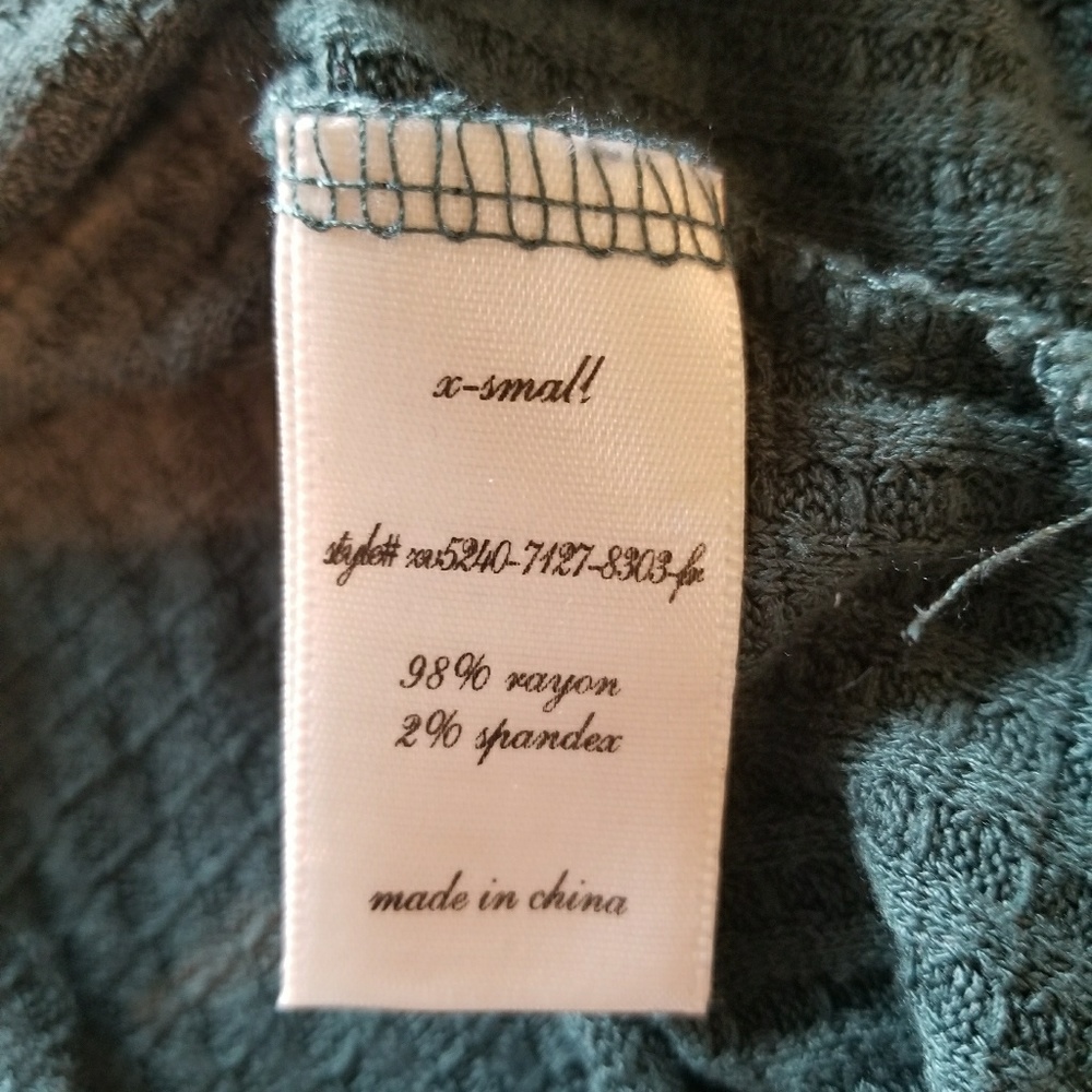 Francesca's Open Back Hi Lo Top - Picture 5 of 5